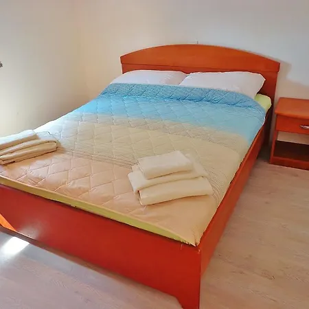 Sandra 439 Appartement *