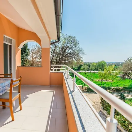 Apartman Sandra 439 Ližnjan