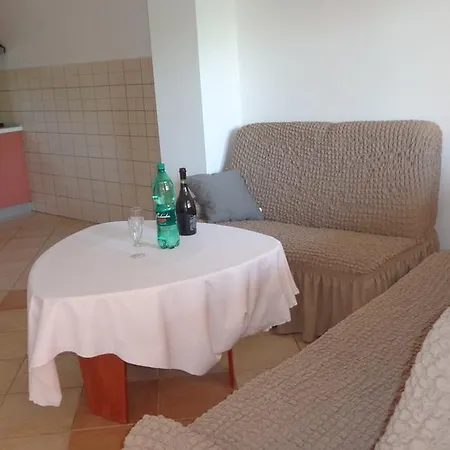 Sandra 439 Ližnjan